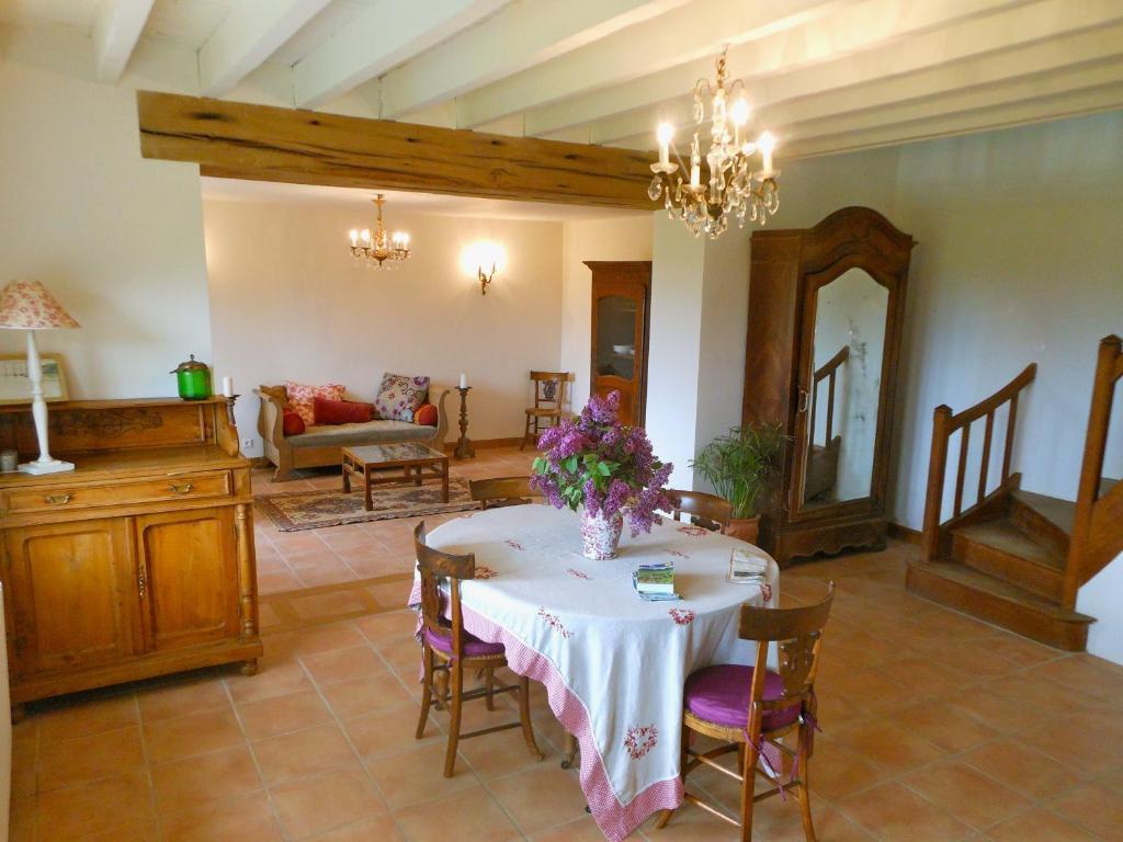Auberge De La Tuilerie Surgy エクステリア 写真